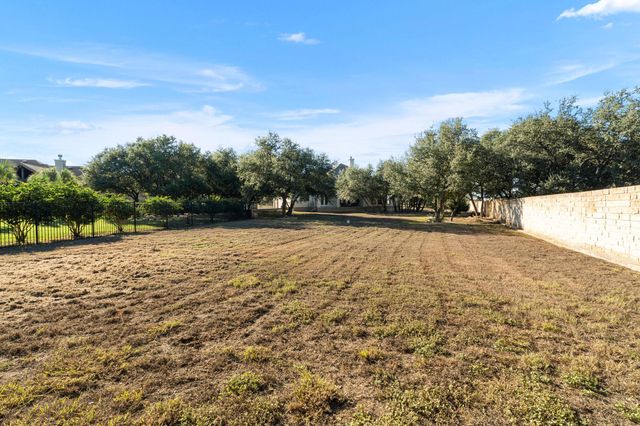 101 Gabriel Woods DR, Georgetown, TX 78633