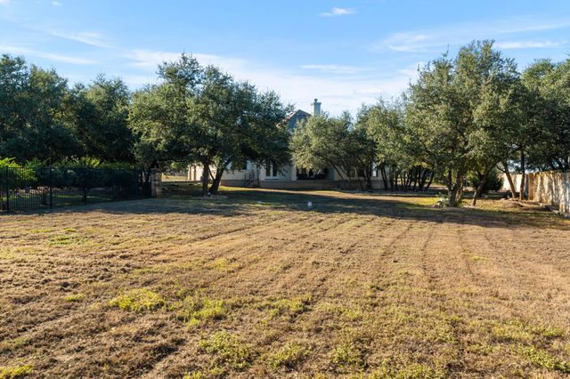 101 Gabriel Woods DR, Georgetown, TX 78633