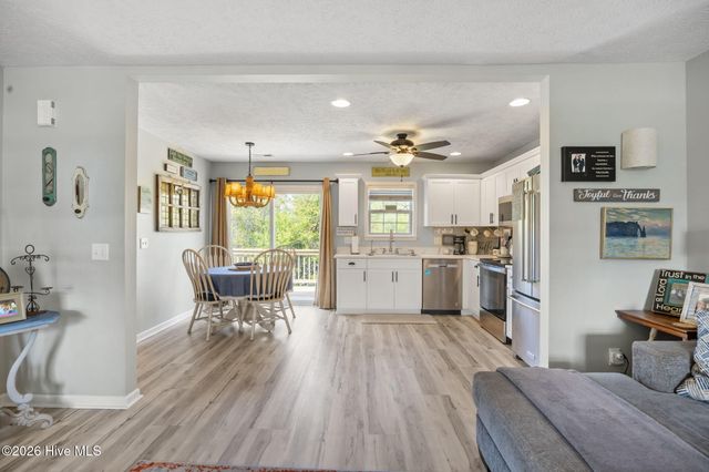 508 Seafarer Drive, Carolina Beach, NC 28428
