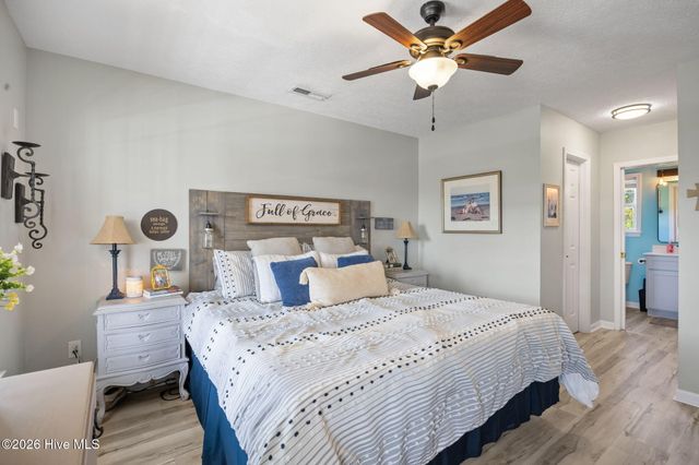508 Seafarer Drive, Carolina Beach, NC 28428