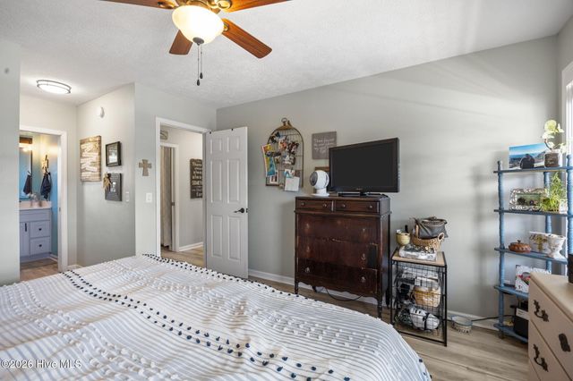508 Seafarer Drive, Carolina Beach, NC 28428