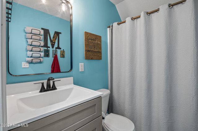 508 Seafarer Drive, Carolina Beach, NC 28428
