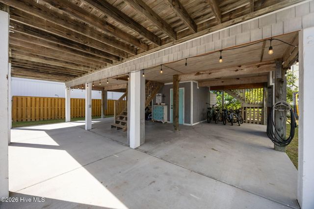 508 Seafarer Drive, Carolina Beach, NC 28428