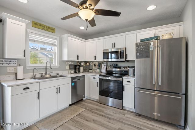 508 Seafarer Drive, Carolina Beach, NC 28428