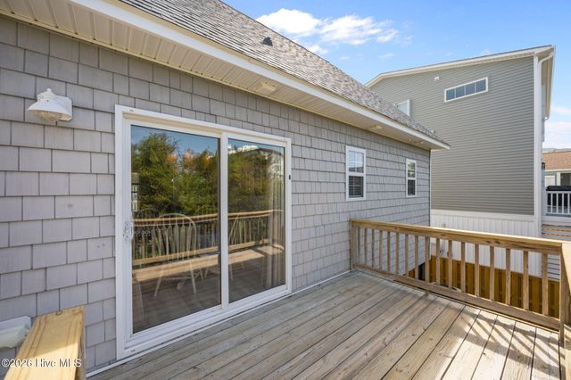508 Seafarer Drive, Carolina Beach, NC 28428