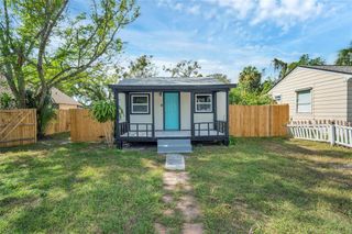 8308 N MULBERRY STREET, Tampa, FL 33604