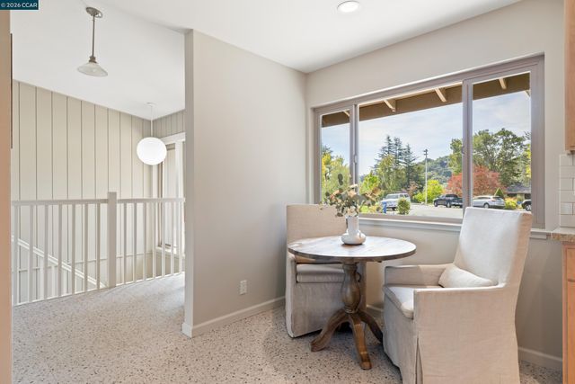 158 Fairfield Pl, Moraga, CA 94556