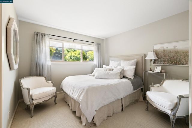 158 Fairfield Pl, Moraga, CA 94556