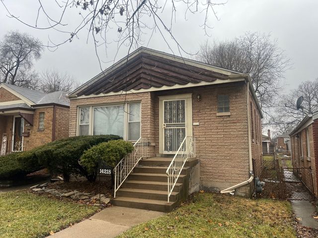 14218 S Wallace Avenue, Riverdale, IL 60827