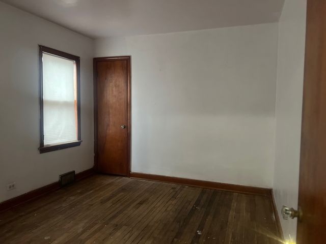 14218 S Wallace Avenue, Riverdale, IL 60827