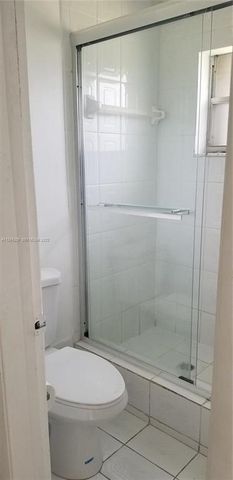 5170 SW 40TH Avenue 8E, Dania Beach, FL 33314