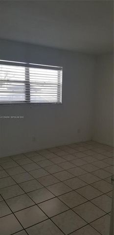 5170 SW 40TH Avenue 8E, Dania Beach, FL 33314