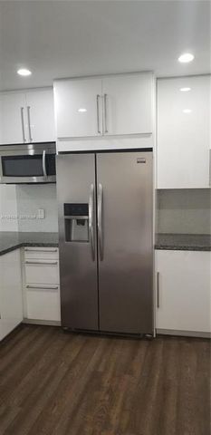 5170 SW 40TH Avenue 8E, Dania Beach, FL 33314