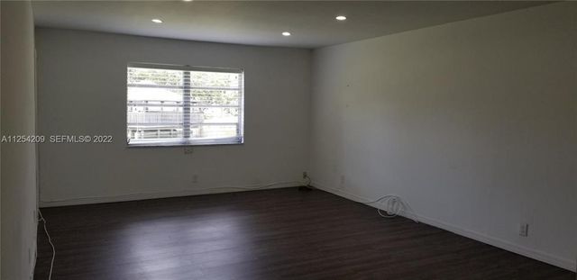 5170 SW 40TH Avenue 8E, Dania Beach, FL 33314