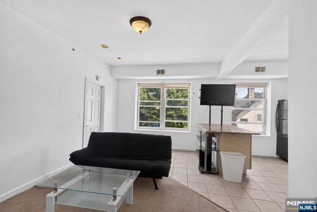 133 Maple Avenue 303, East Orange, NJ 07017