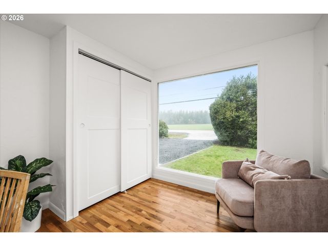 40064 MCKENZIE Hwy, Springfield, OR 97478