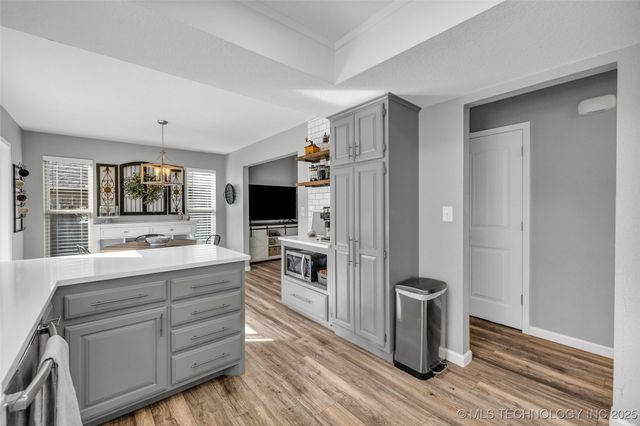 9026 E 87th Place, Tulsa, OK 74133