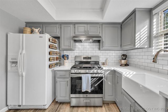 9026 E 87th Place, Tulsa, OK 74133