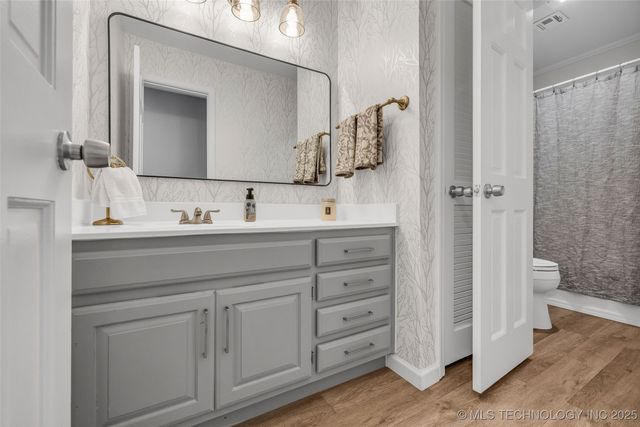 9026 E 87th Place, Tulsa, OK 74133