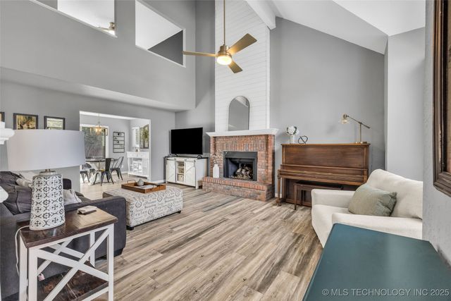 9026 E 87th Place, Tulsa, OK 74133