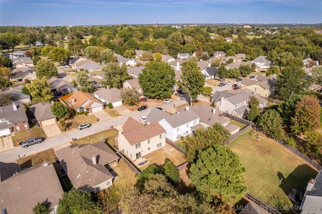 9026 E 87th Place, Tulsa, OK 74133