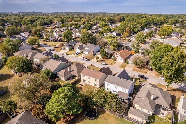 9026 E 87th Place, Tulsa, OK 74133