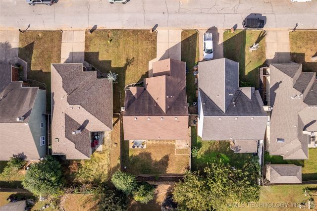 9026 E 87th Place, Tulsa, OK 74133