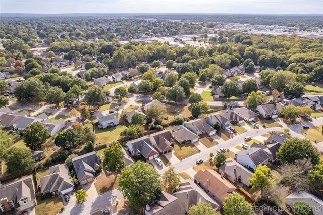 9026 E 87th Place, Tulsa, OK 74133