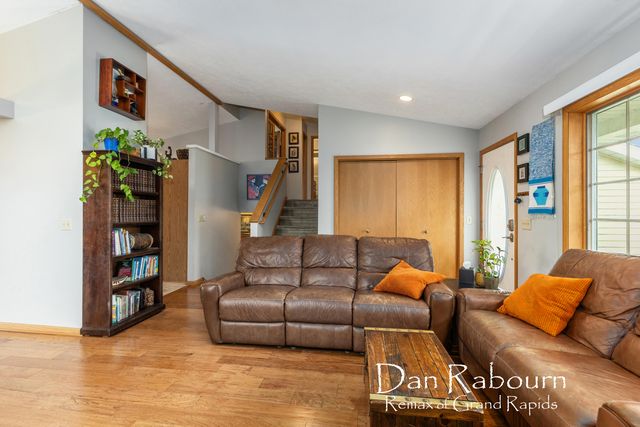 8781 Astro Drive, Jenison, MI 49428