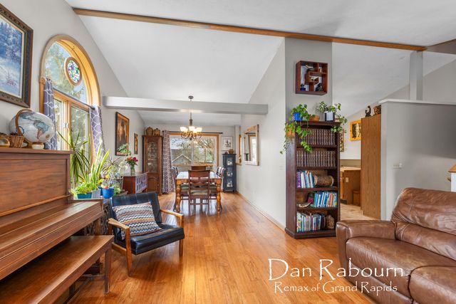 8781 Astro Drive, Jenison, MI 49428