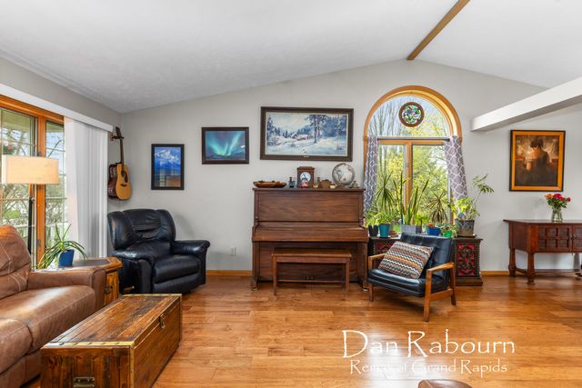 8781 Astro Drive, Jenison, MI 49428