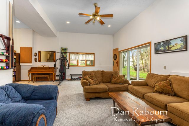 8781 Astro Drive, Jenison, MI 49428