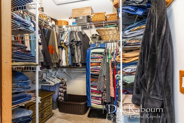 8781 Astro Drive, Jenison, MI 49428