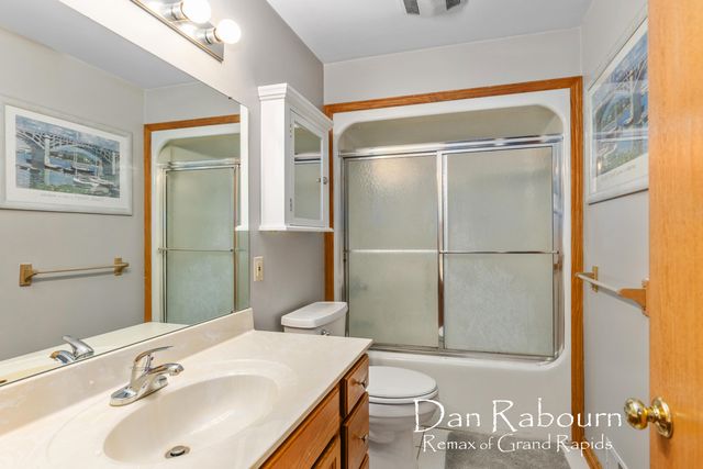 8781 Astro Drive, Jenison, MI 49428