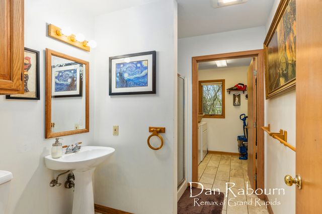 8781 Astro Drive, Jenison, MI 49428