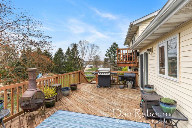 8781 Astro Drive, Jenison, MI 49428