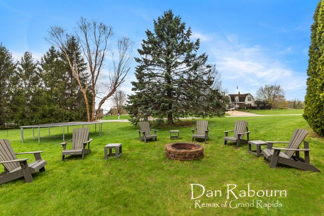 8781 Astro Drive, Jenison, MI 49428