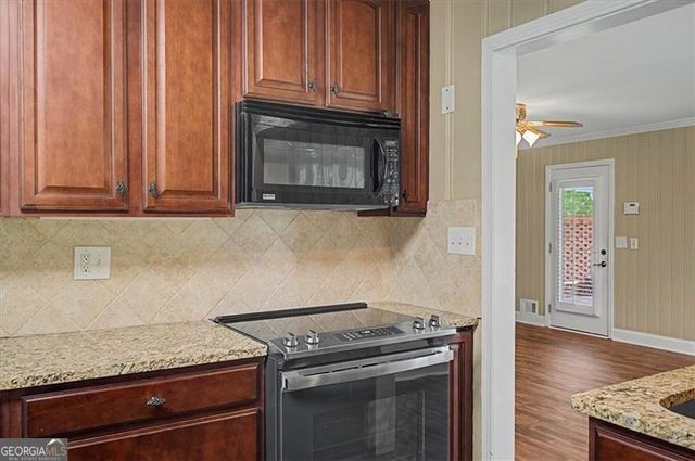 3010 N Main Street NW, Kennesaw, GA 30144