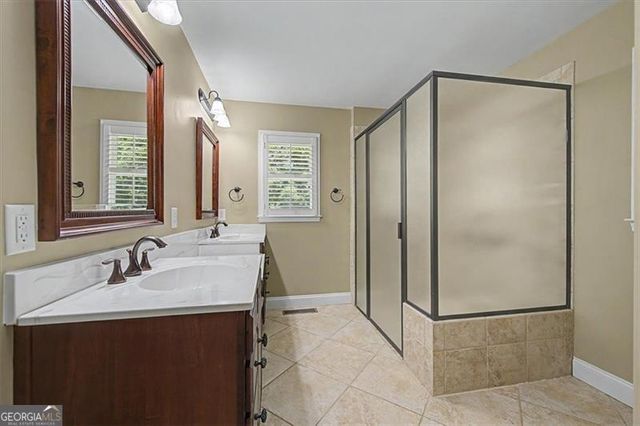 3010 N Main Street NW, Kennesaw, GA 30144