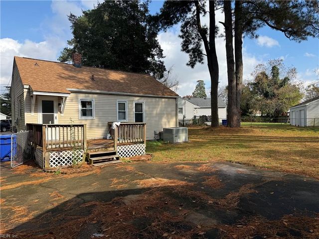 12 Harvard RD, Portsmouth, VA 23701