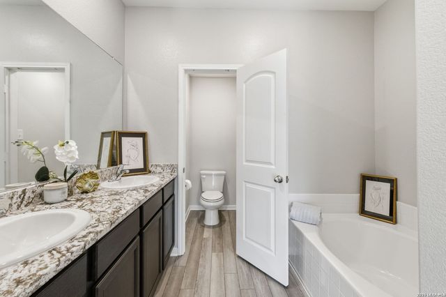 6447 aj, San Antonio, TX 78252