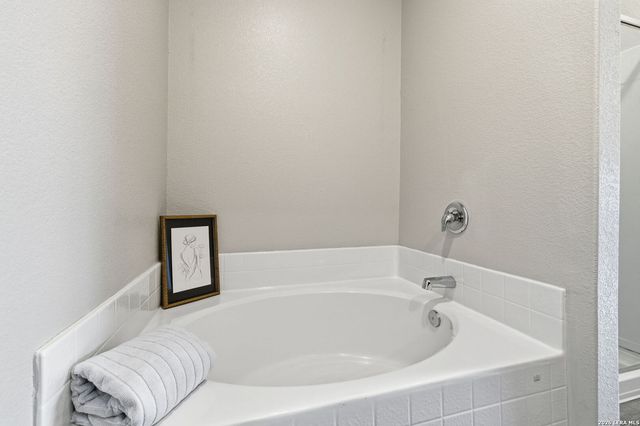 6447 aj, San Antonio, TX 78252