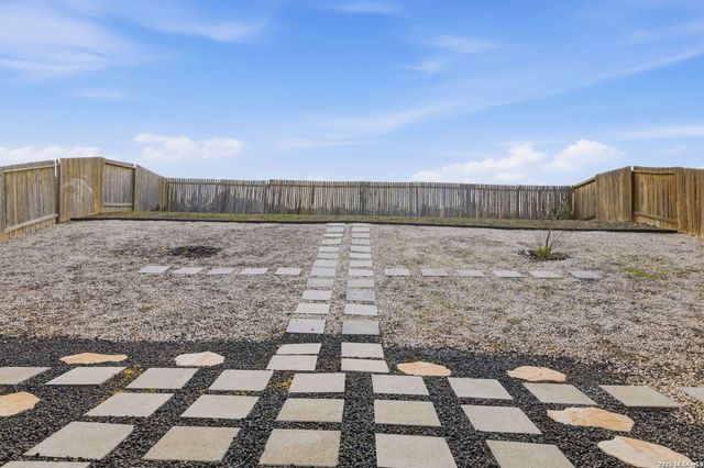 6447 aj, San Antonio, TX 78252