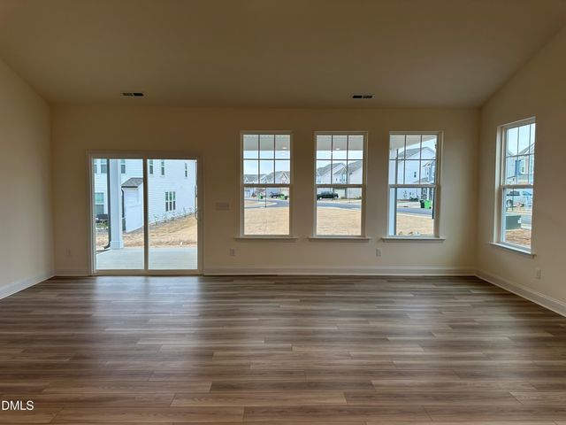 649 Hipwood Drive, Zebulon, NC 27597