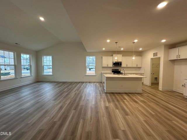 649 Hipwood Drive, Zebulon, NC 27597