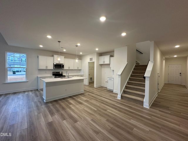 649 Hipwood Drive, Zebulon, NC 27597