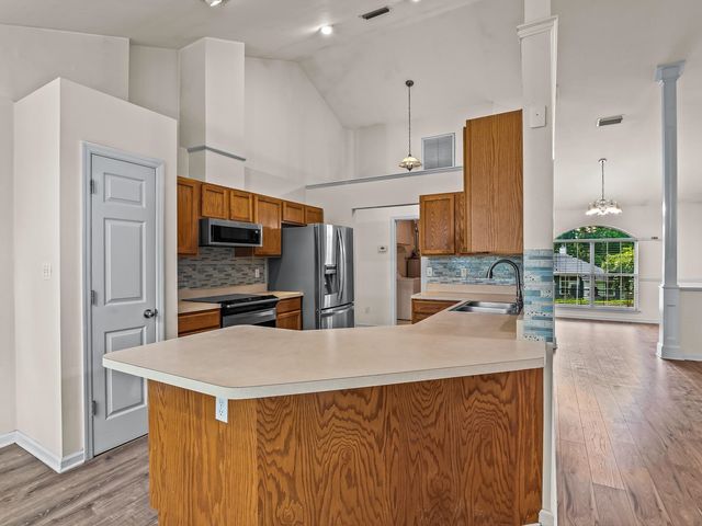 5786 Countryside Drive, Tallahassee, FL 32317