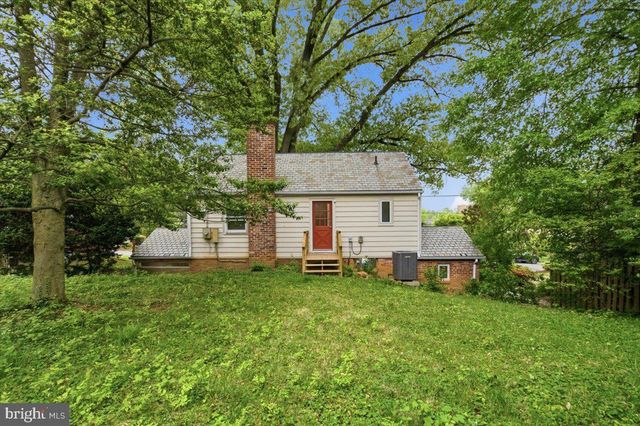1613 N SPRINGWOOD DR N, Silver Spring, MD 20910