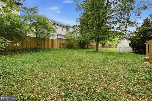 1613 N SPRINGWOOD DR N, Silver Spring, MD 20910