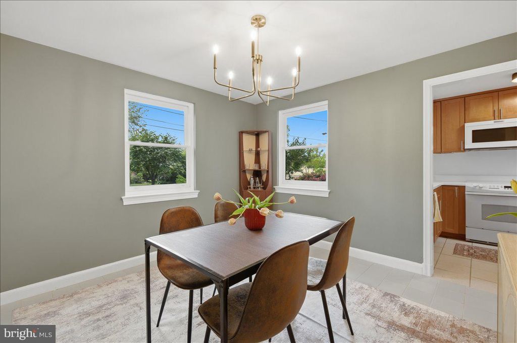 Image 17 of property listing at 1613 N SPRINGWOOD DR N, Silver Spring, MD 20910